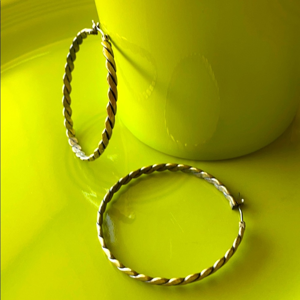 Cute gold tone braided hoops